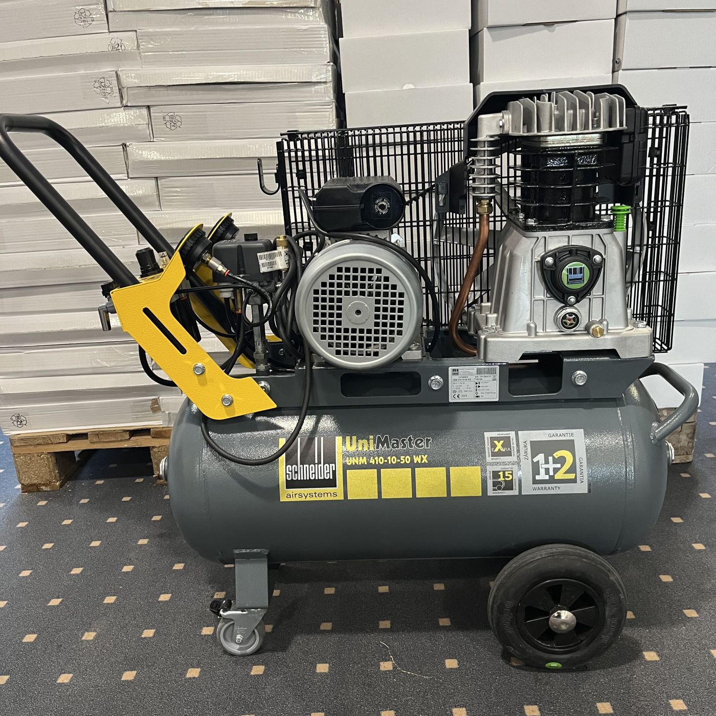 AUSSTELLER Schneider UNM 410-10-50 WX · 295 l/min · 2,2 kW · 10 bar