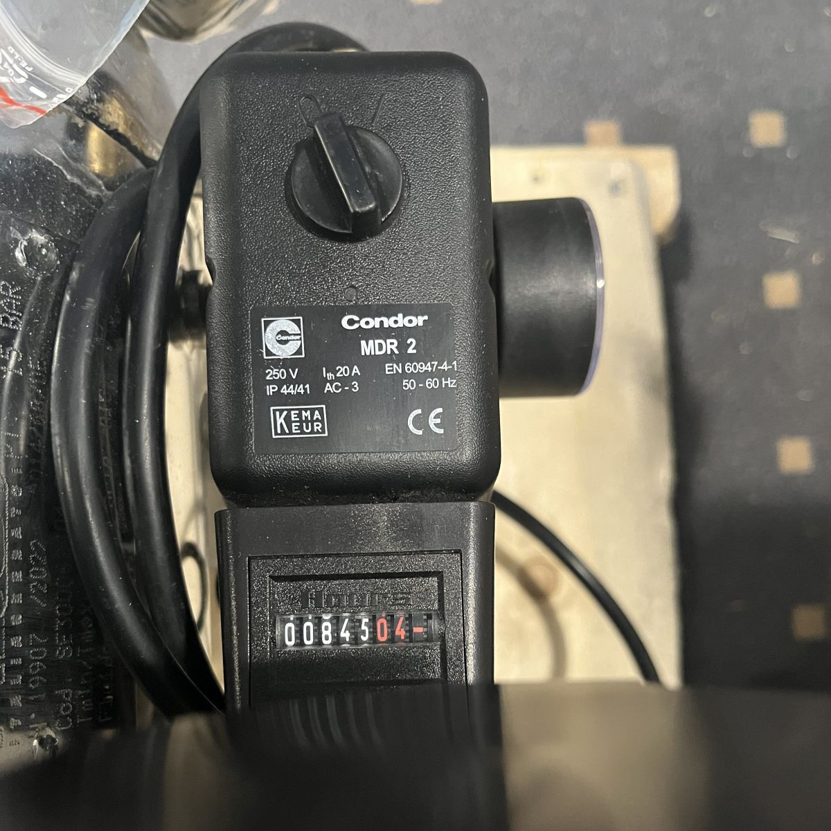 GEBRAUCHT Clinic Dry 3/40 HS · 240 l/min · 10 bar · 1,8 kW · ölfreier Kolbenkompressor SN 81210800123041000001
