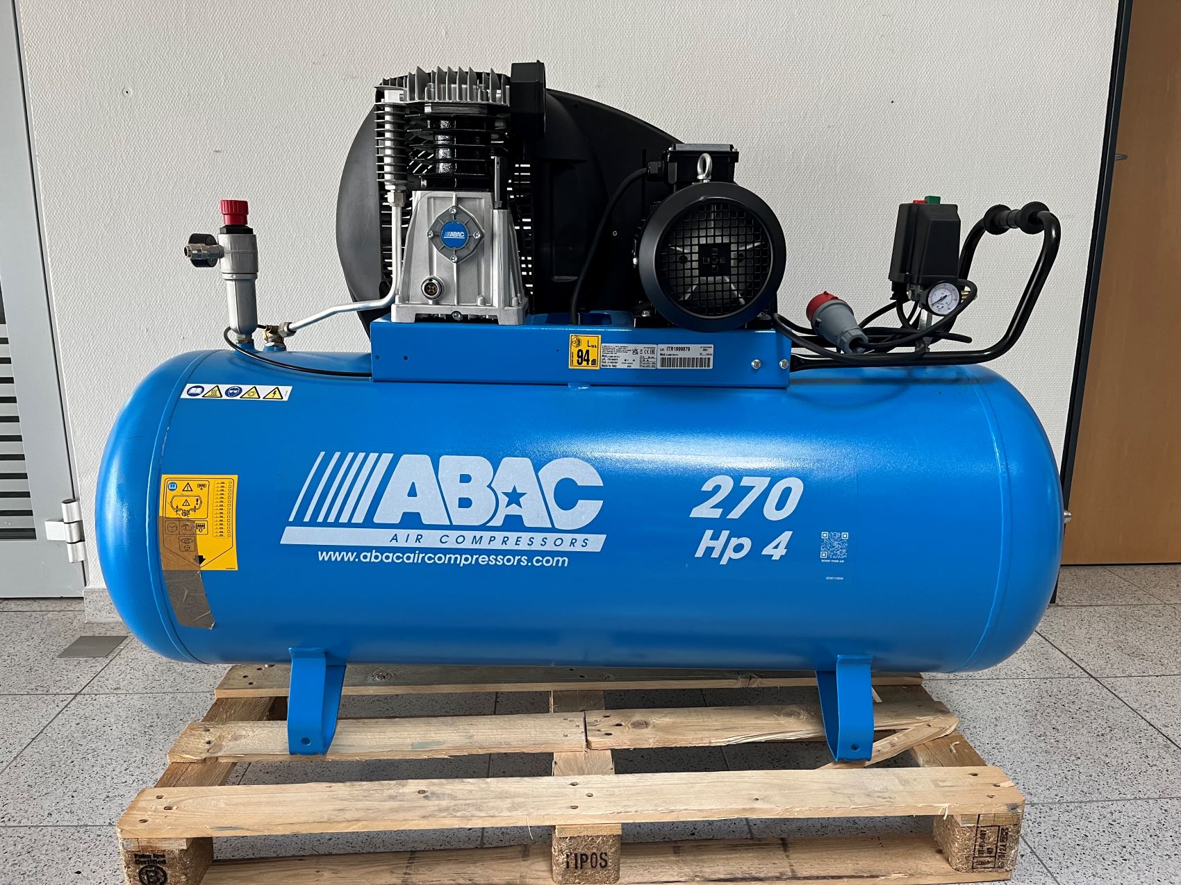 GEBRAUCHT ABAC S A39B 270 CT4 Kompressor 4HP 270L (400V) - ohne Schalldämmung