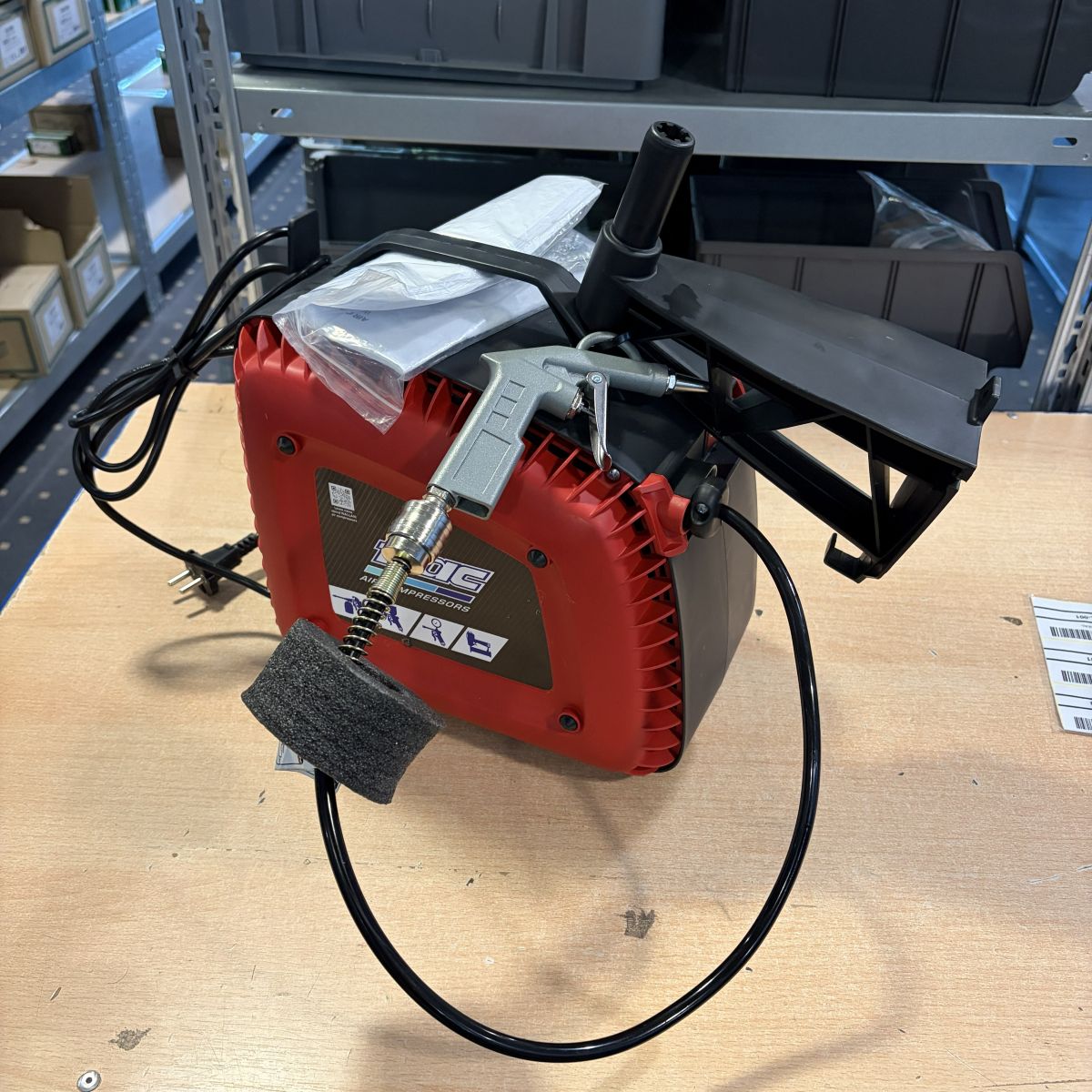 B-WARE FIAC Wandkompressor WALLAIR Compact 1,5Hp (230V) SN W402202185