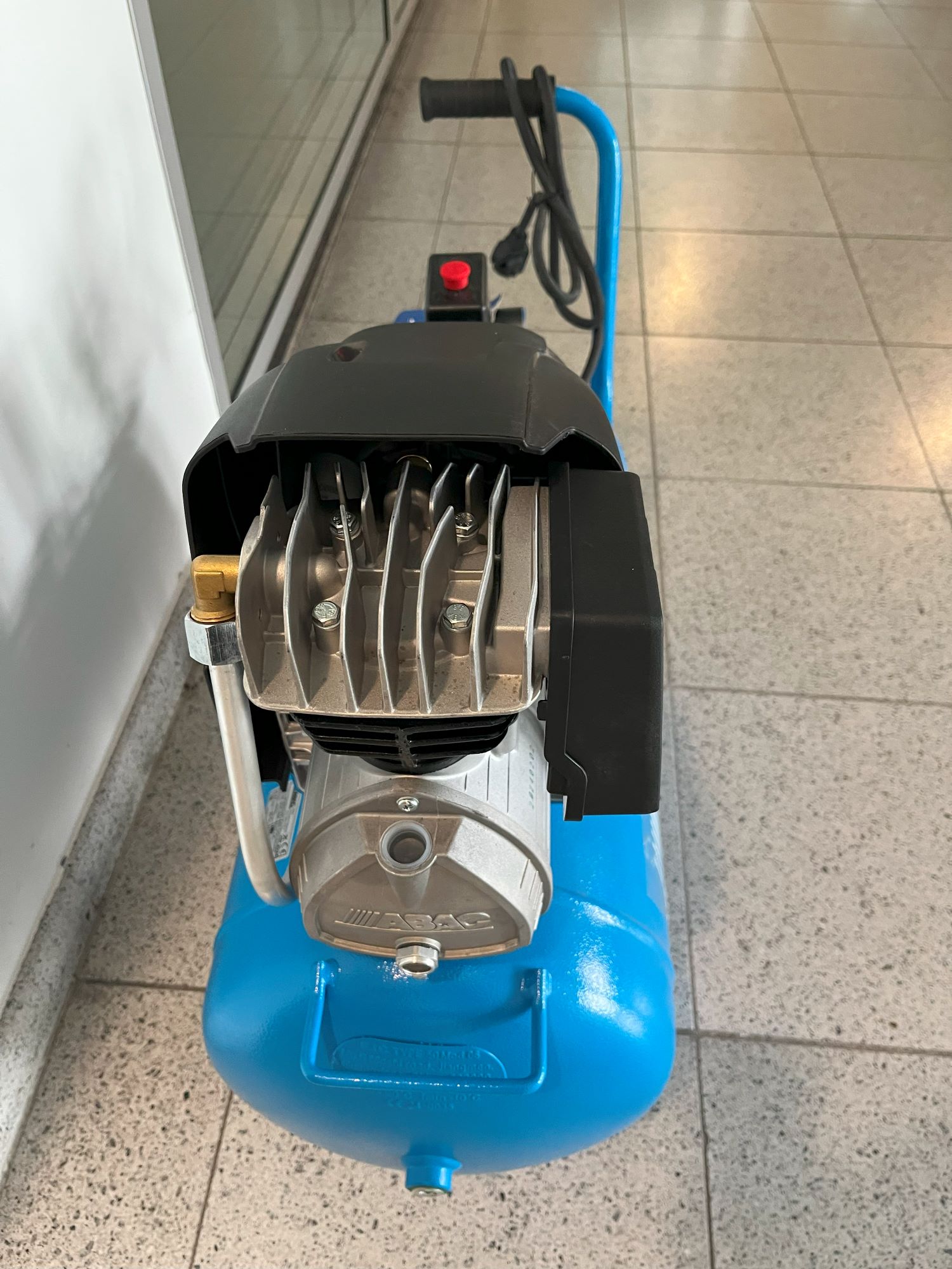 AUSSTELLER ABAC Kompressor MONTECARLO L30P