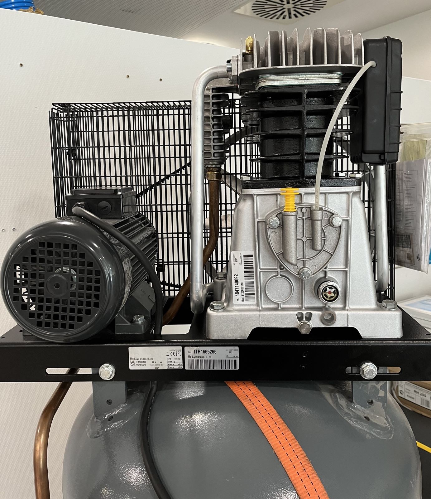 AUSSTELLER Schneider-Kompressor UNM STS 660-10-270 1121570213