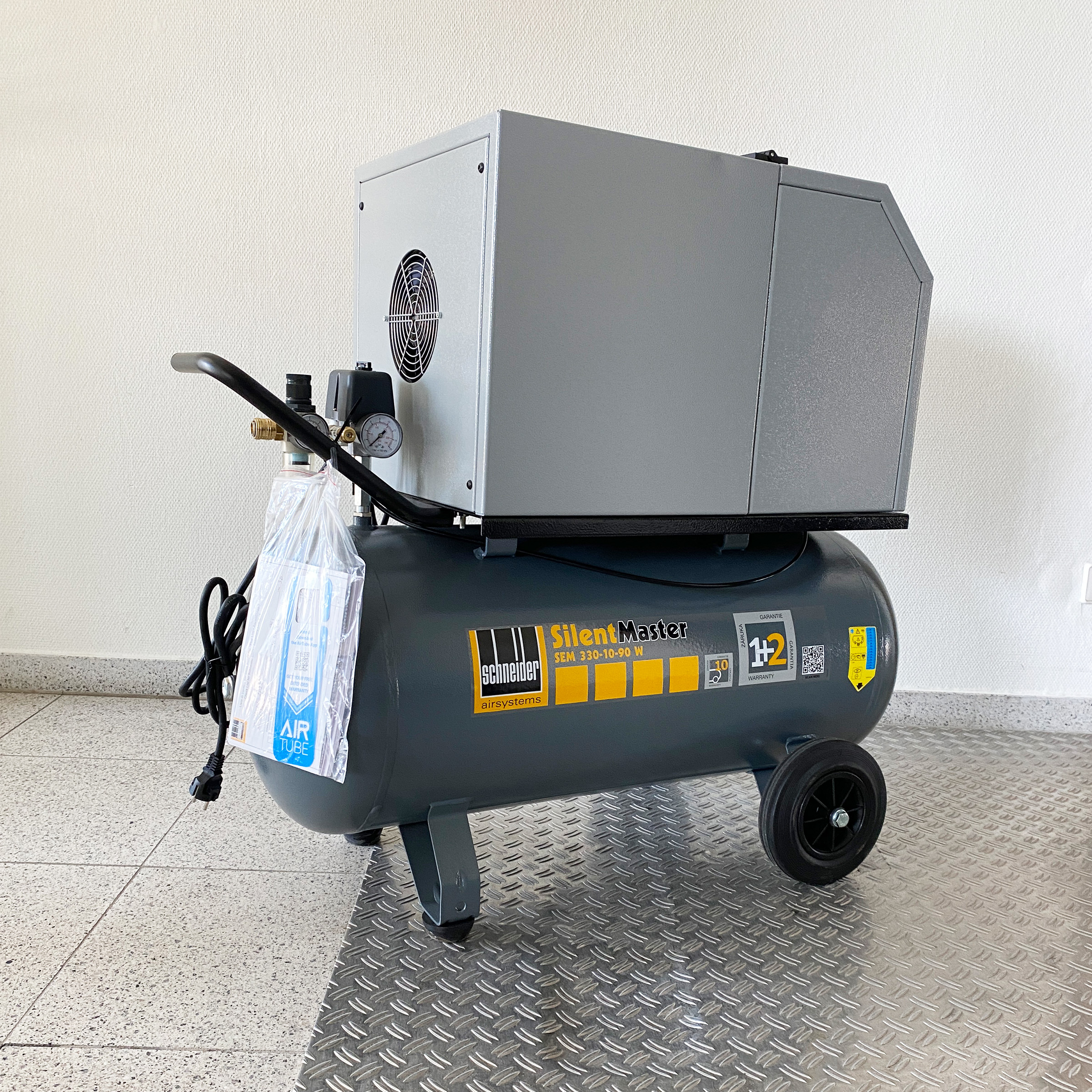 B-WARE Schneider-Kompressor SEM 330-10-90 W - 1121340204 - SN ITR2036704