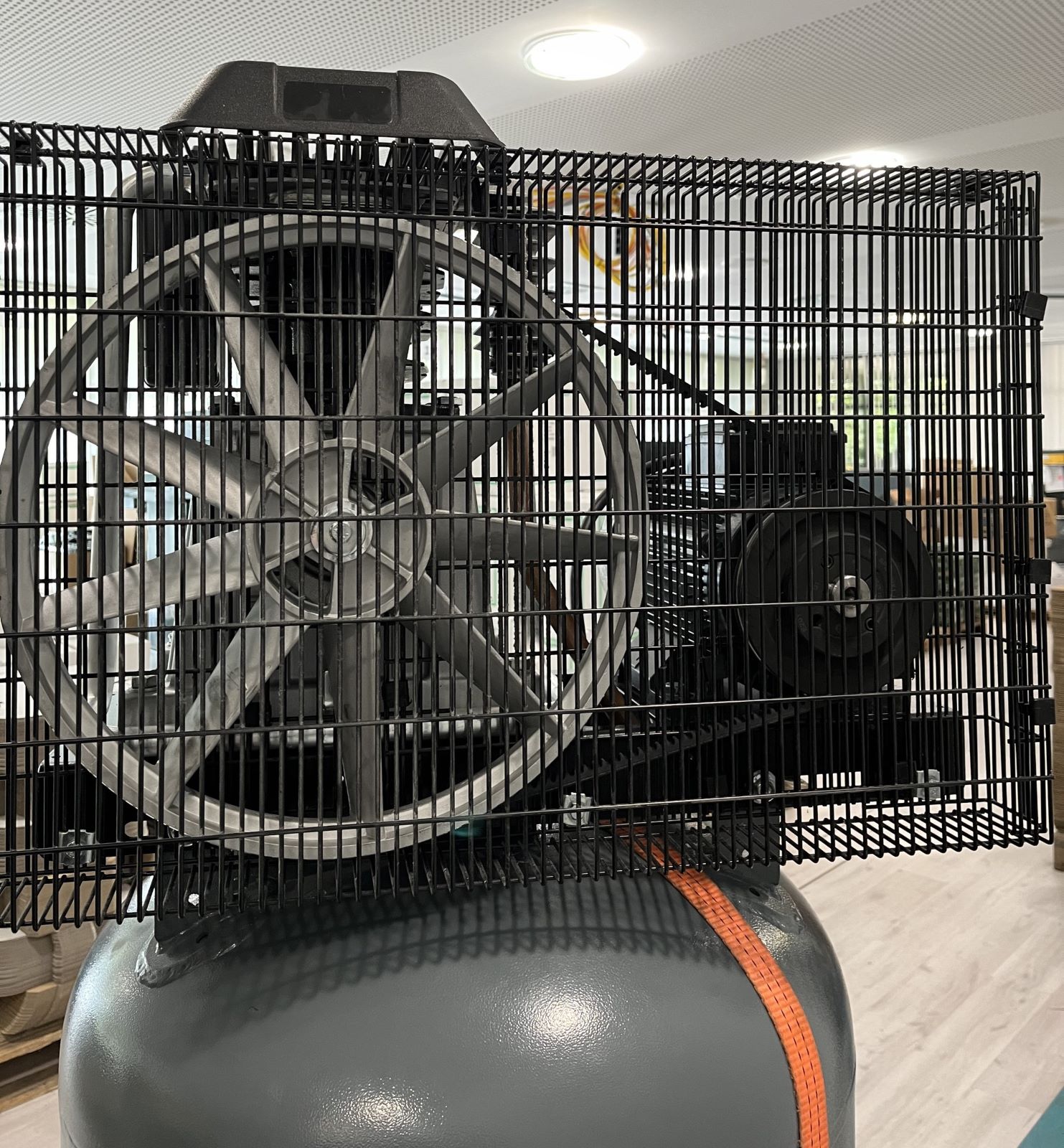 GEBRAUCHT Schneider-Kompressor UNM STS 660-10-270 1121570213