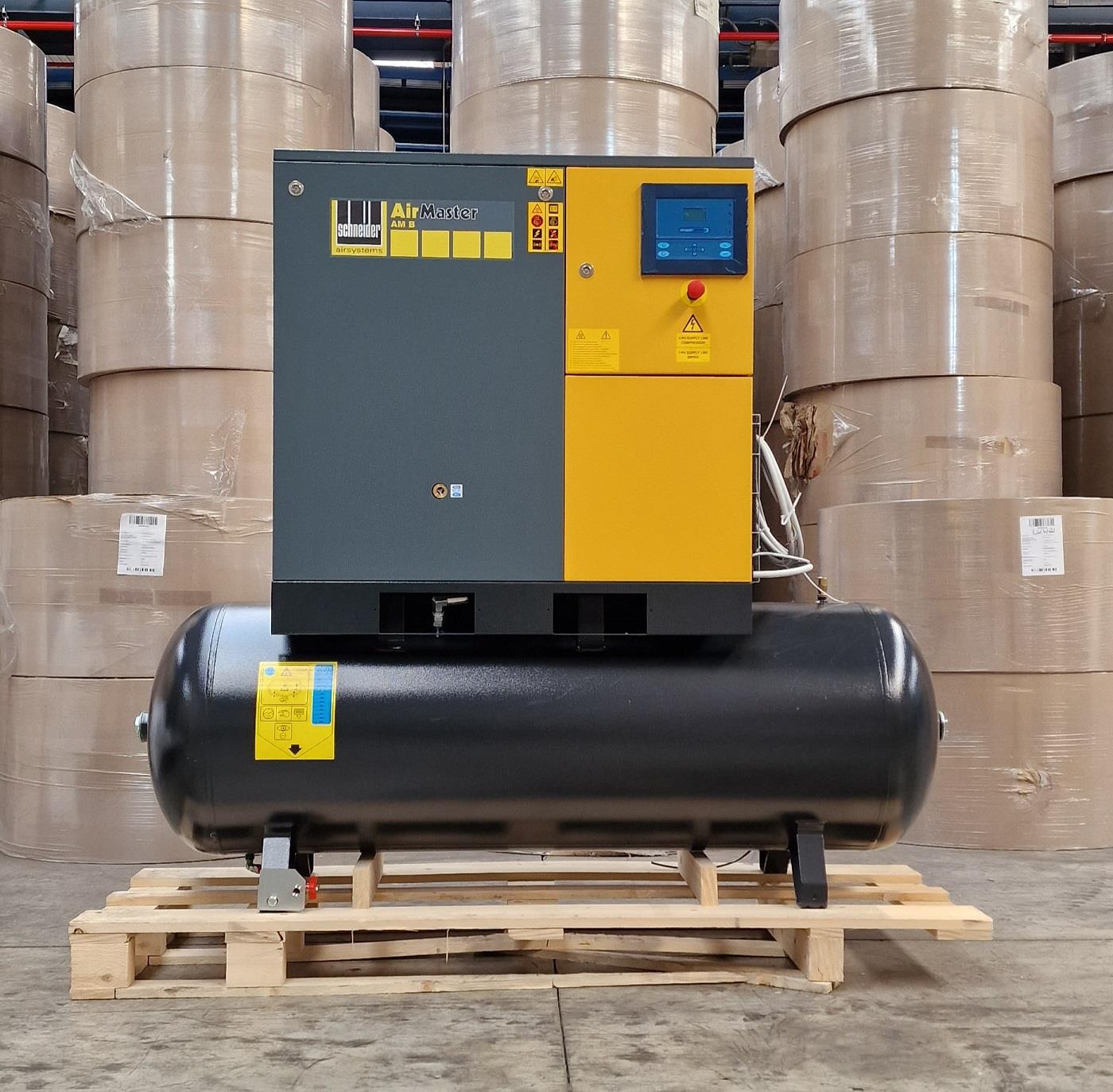 AUSSTELLER Schneider AM B 11-10-500 XBDK · 1,5 m³/min · 10 bar · 11 kW · Schraubenkompressor