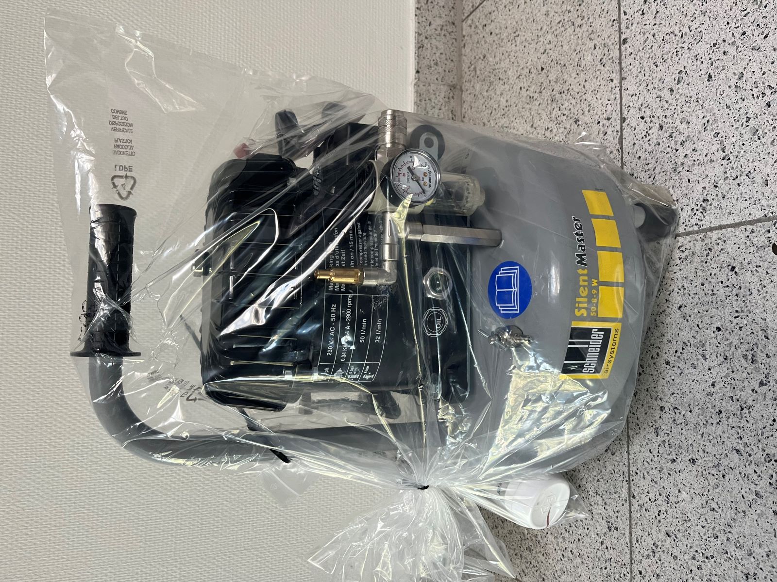 Compressore Schneider SEM 50-8-9 W DGKA333004