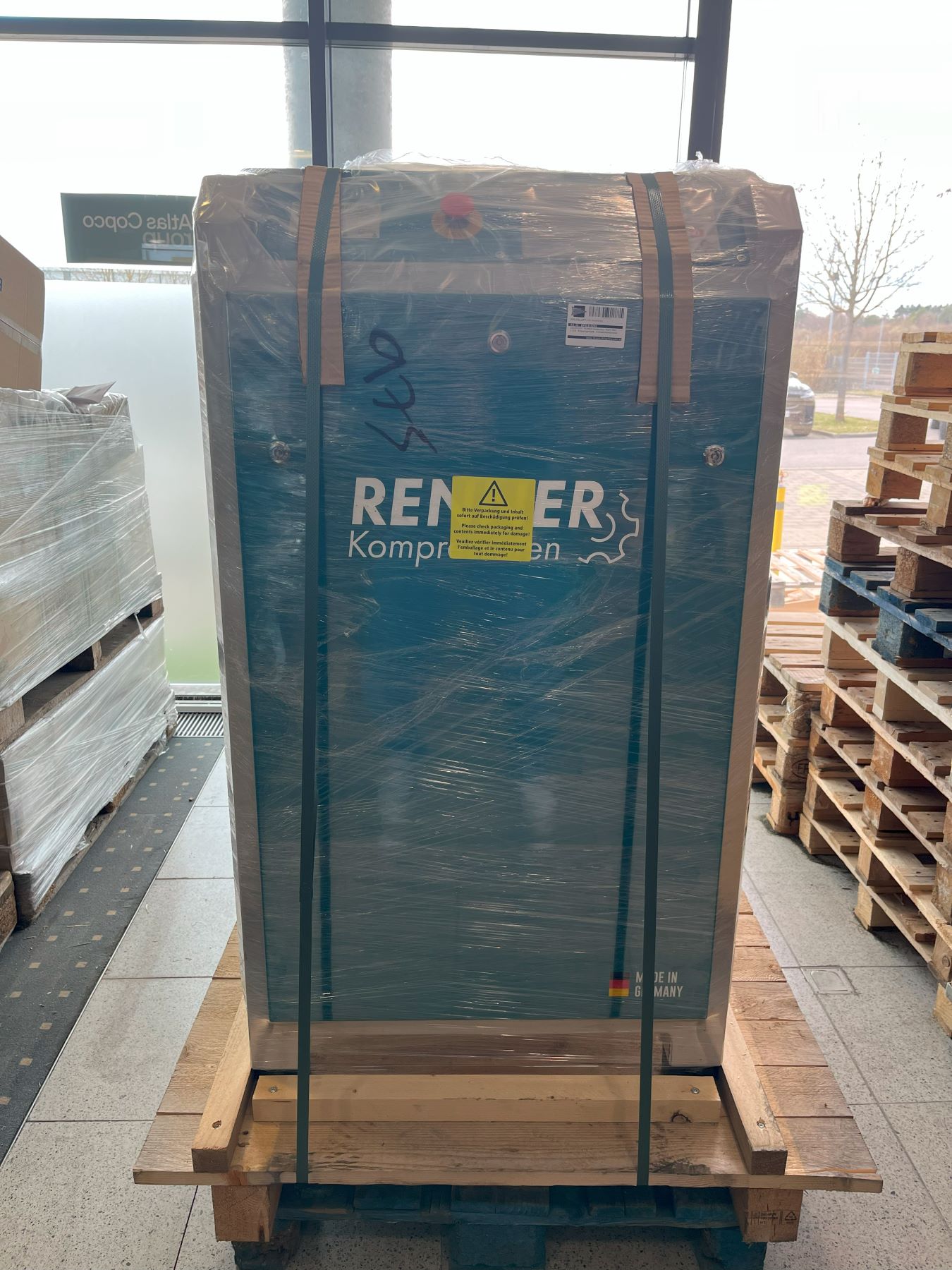 GEBRAUCHT RENNER-Kompressor RSKF-PRO 2-15,0 - frequenzgeregelt | Schraubenkompressor 6-10 bar - 203 BH