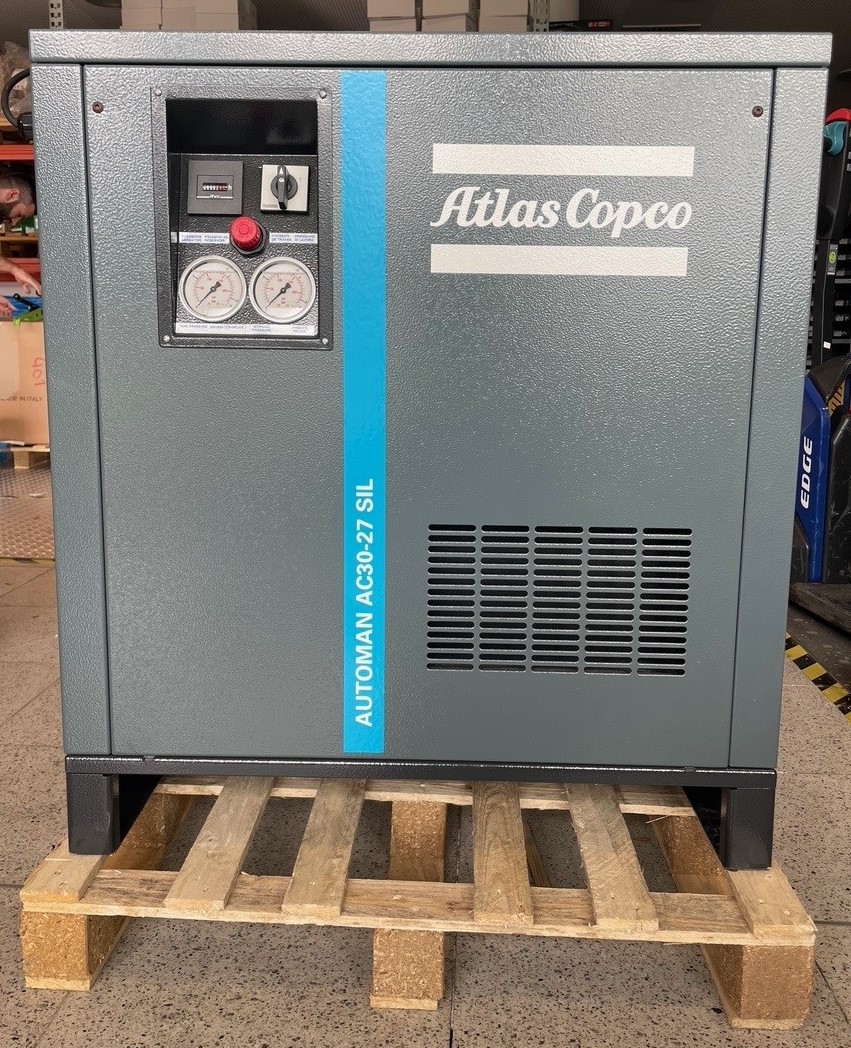 AUSSTELLER Atlas Copco Kolbenkompressor Automan AC30-11 bar SIL TM27 D 230/1 inkl. Behälter 27 L