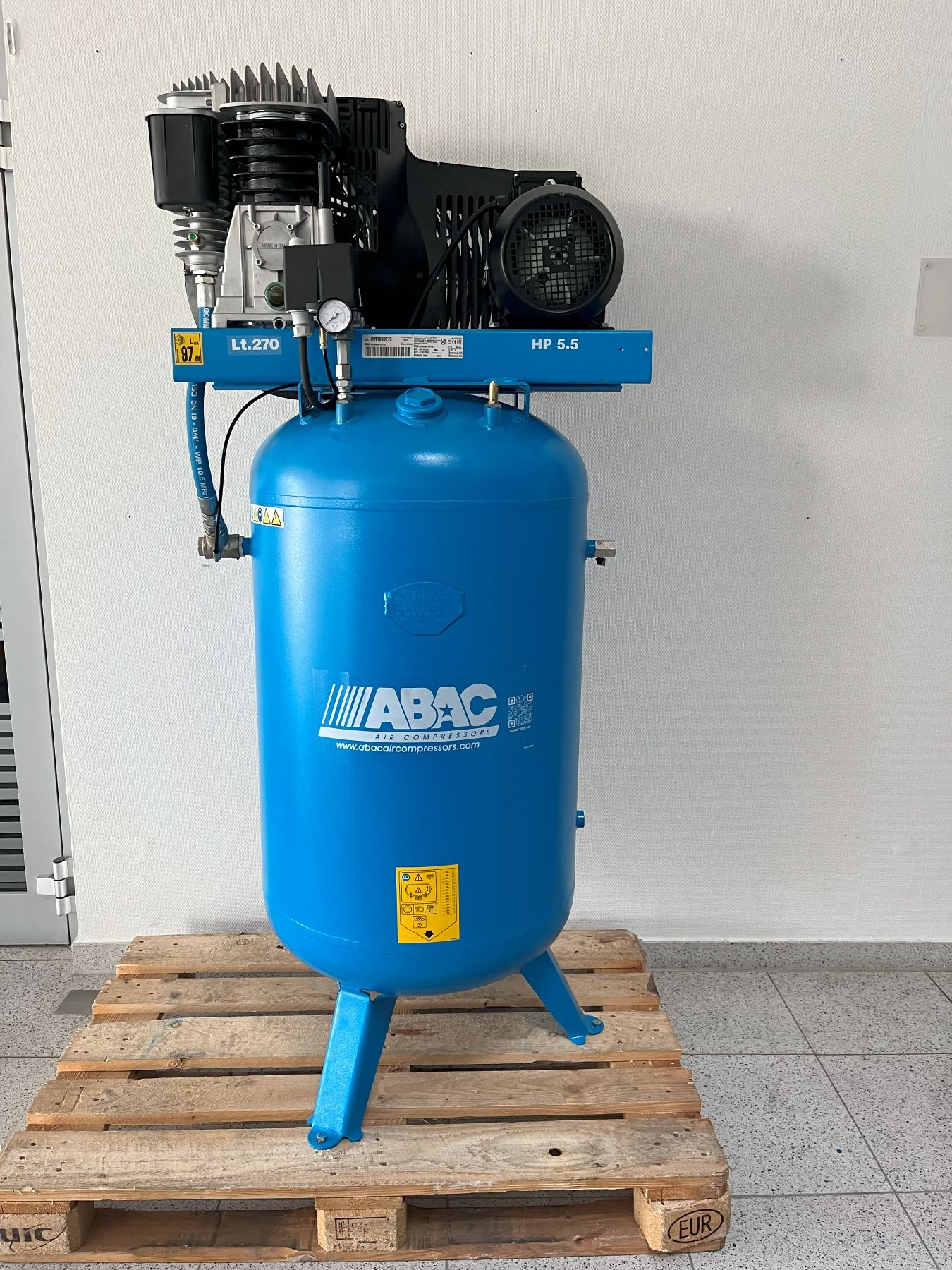 B-WARE ABAC Kompressor PRO B5900B 270 VT5,5 BJ 2024 SN ITR1980275
