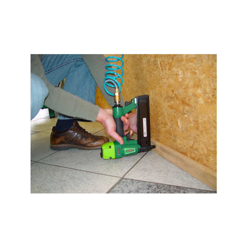 AKTION Prebena Druckluftnagler 2XR-J50 & PROFI J-BOX